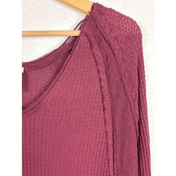 Free People We The Free Soft Burgundy Waffle Knit Top Medium Boho Minimal Fall - Picture 2 of 8